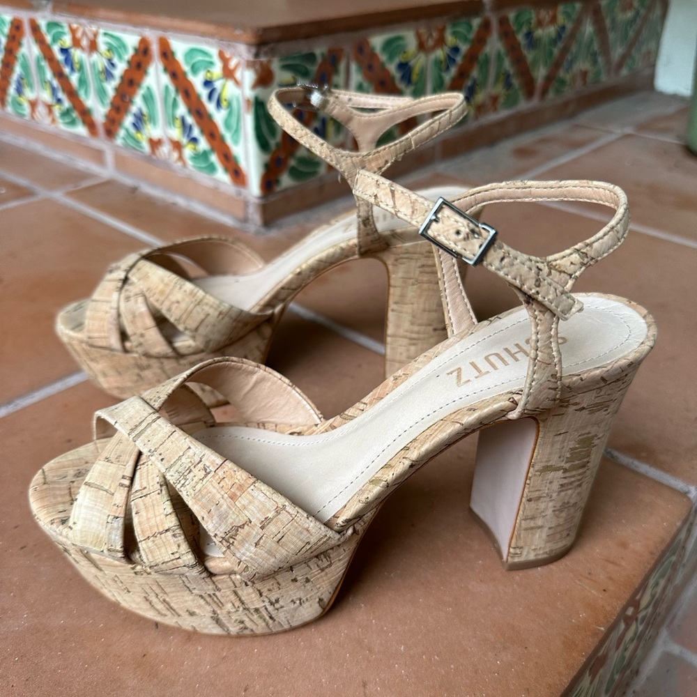 Schutz Keefa nude cork platform sandal size 6.5 Gently worn Great condition - Picture 2 of 5